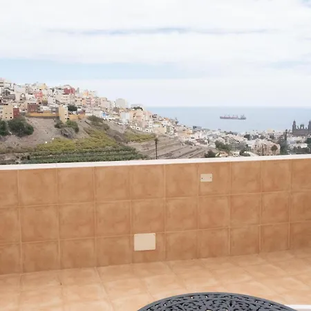 En Palmas Cerca De Vegueta Con Vistas 大加那利岛拉斯帕尔马斯